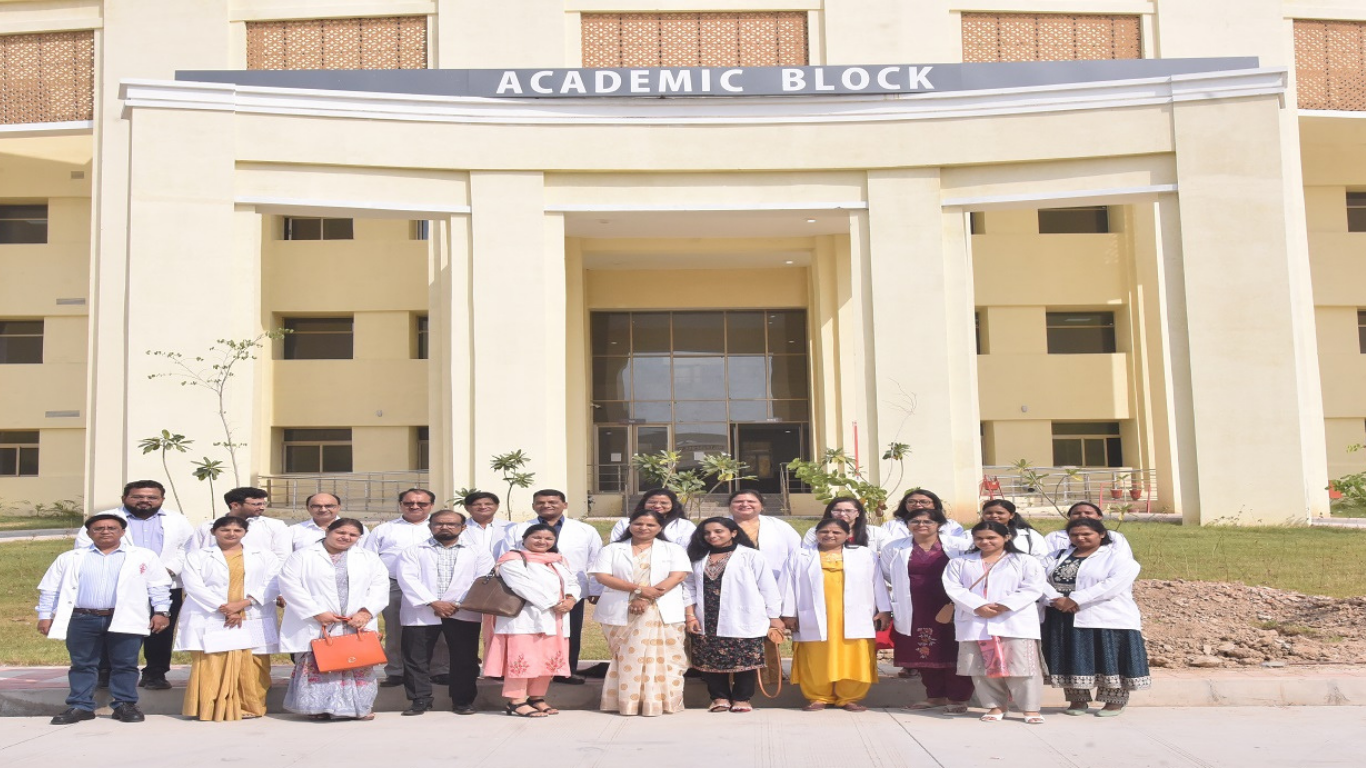 MADICAL COLLEGE (2)